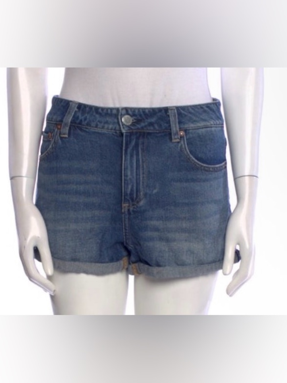 Alice + Olivia Denim Roll-Hem Shorts - Blue